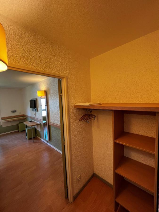 Ibis Budget Marseille Est Porte D'Aubagne Buitenkant foto