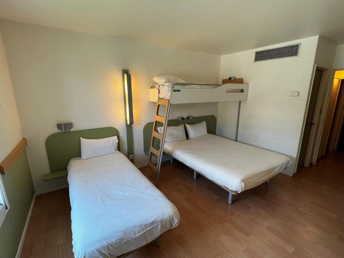 Ibis Budget Marseille Est Porte D'Aubagne Buitenkant foto