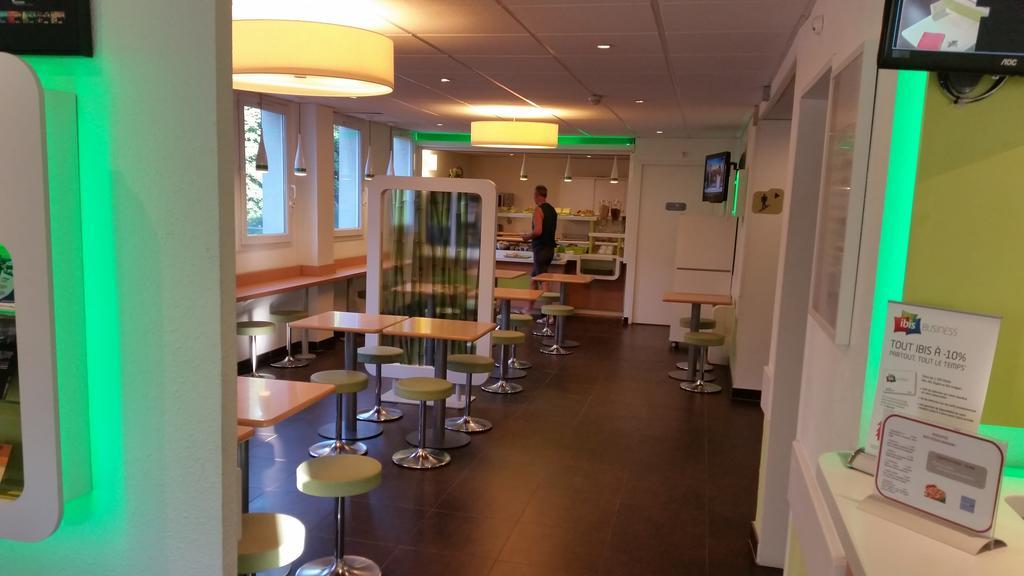 Ibis Budget Marseille Est Porte D'Aubagne Buitenkant foto